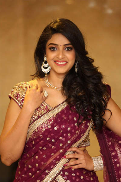 Ishika Sexy Escorts in Raipur