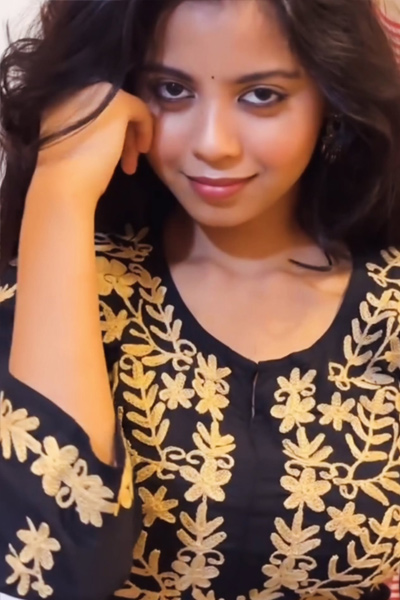 Harini-College-Escorts