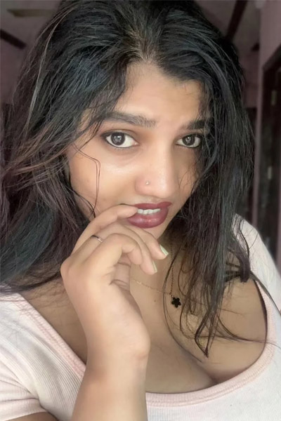 Kiyaa Sexy Escorts Provide Best Services