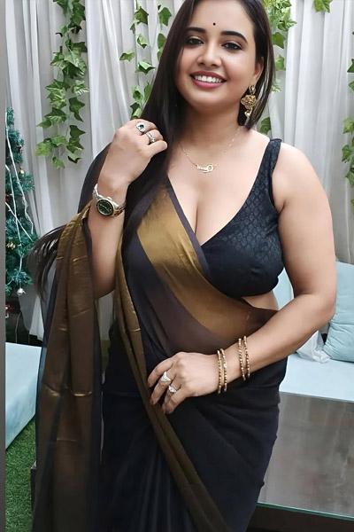 Kritika Bengali Escorts