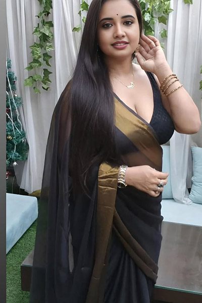 Kritika Bengali Escort