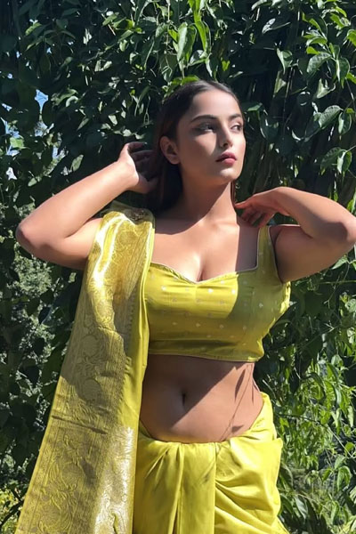 Naina Sexy Escorts in Ahmedabad